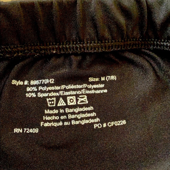 Shorts - Picture 3 of 3